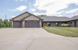 106 Deer Run, Rock Valley, IA 51247