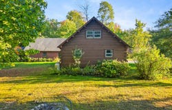 723 Middle Road, Bradford, ME 04410