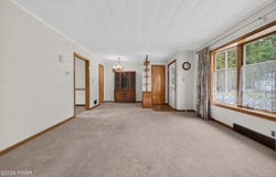 501 Avenue F, Matamoras, PA 18336