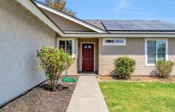 1050 Cherry Lane, Lemoore, CA 93245
