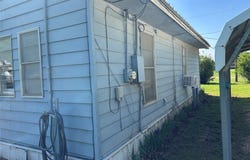 300 Harrison Avenue, Newcastle, TX 76372
