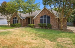 3406 Harbor Pointe Drive, Rowlett, TX 75088