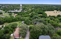 900 Tank St, Lockhart, TX 78644