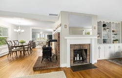 17 Hartz St, Gloucester, MA 01930