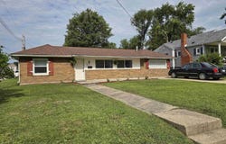 610 3RD Avenue, Canton, IL 61520