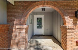 140 Trimble Street, Pearl, MS 39208