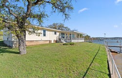 960 Lakeview Dr., Tow, TX 78672
