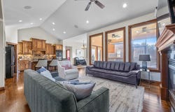 1427 E Timber Falls Ct, Andover, KS 67002