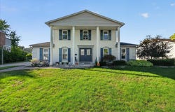 36523 Whitcomb Street, Livonia, MI 48154