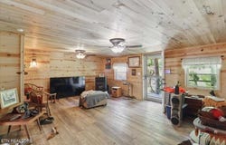 180 Stevens Branch Road, Middlesboro, KY 40965