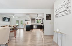 236 CEDAR Avenue, COLONIAL BEACH, VA 22443