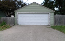 1207 Oregon Street, Waterloo, IA 50702