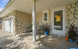 6700 Skylark Circle, Lincoln, NE 68516