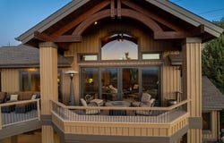 824 Highland View Loop, Redmond, OR 97756