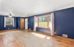 1045 Keefe Street, Eagan, MN 55121