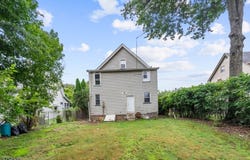 36 Pulaski St, Bloomfield Twp., NJ 07003-3923