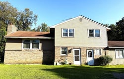 168 Pine Bluff Rd, Sidman, PA 15955