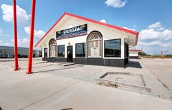 37 Enterprise Drive, Seymour, MO 65746