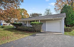 11 Crystal Springs Lane, Fairport, NY 14450