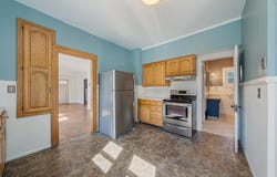 1561 W PROSPECT Avenue, APPLETON, WI 54914-5147
