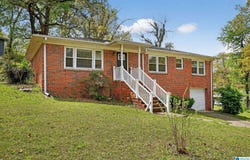 501 27TH AVENUE, CENTER POINT, AL 35215