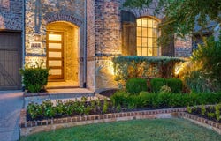 125 Erling Lane, Irving, TX 75039