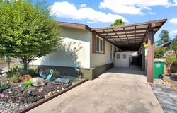 371 Bethel Ave, Sanger, CA 93657