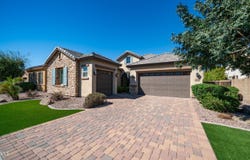 902 E HORSESHOE Place, Chandler, AZ 85249