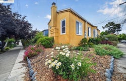 1175 Camelia St, Berkeley, CA 94702