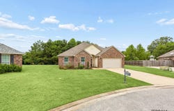 10564 Braves Ave, Denham Springs, LA 70726