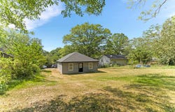 561 Bee Street, Spartanburg, SC 29301