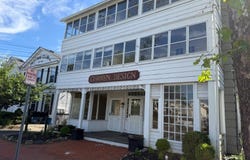 1 Hilltop Rd, Mendham Boro, NJ 07945-1246