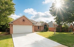 1808 Estates Drive, Mansfield, TX 76063