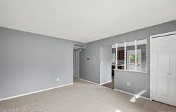 1069 Urbancrest Drive, Troy, MI 48083