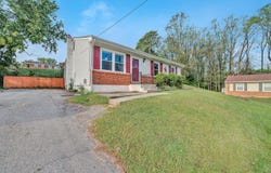 592 Stacie Dr, Vinton, VA 24179