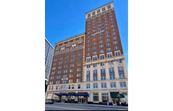 525 W Lafayette Boulevard, Detroit, MI 48226