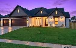16426 Clearview Dr, Lindale, TX 75771