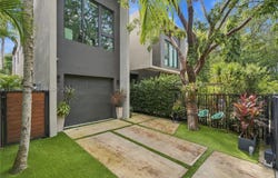 2922 Jackson Ave, Miami, FL 33133