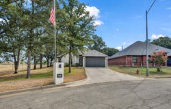 780 Stribling Circle, Azle, TX 76020