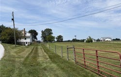 8869 Fredericksburg Road, Fredericksburg, OH 44627