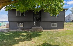 1001 E 4th Avenue, Polson, MT 59860