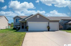 109 Pinehurst Drive, Mankato, MN 56001