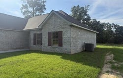 1238 W Union Rd, Picayune, MS 39466