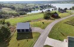 28896 E View Drive, Moravia, IA 52571