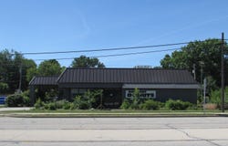 901 E Southline Road, Tuscola, IL 61953