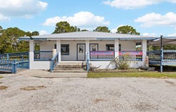 6991 SW State Rd 24, Cedar Key, FL 32625