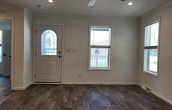1143 Bayside Road, Elgin, IL 60123
