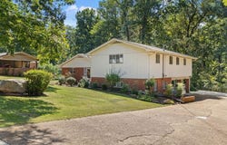103 Smith Ct, Sheffield, AL 35660