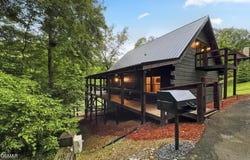 120 Daryl Way, Sevierville, TN 37876