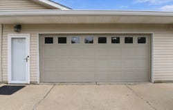 24368 Sylvan Avenue, Brownstown, MI 48134
